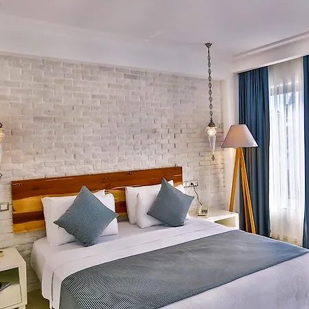 阿尔纳酒店 酒店