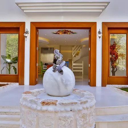 Готель Arnna 3*