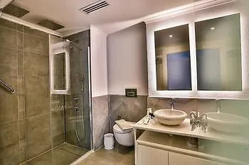 أرنا فندق